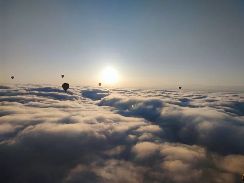 Préparation d’un vol en montgolfière
